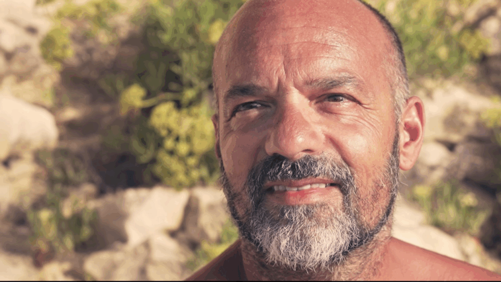 Cliquez sur l'image pour voir le film